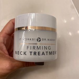 Dr. Nassif - Neck Firming Cream